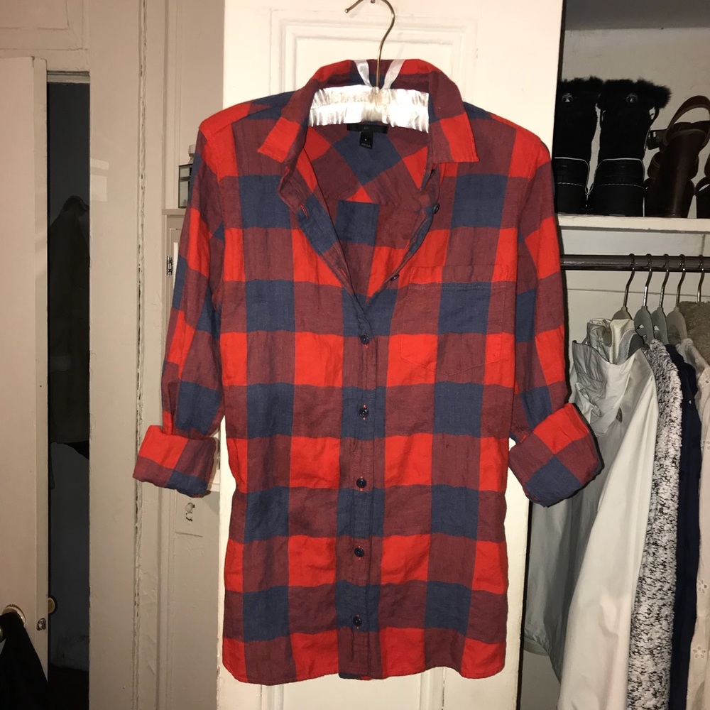 J Crew Relaxed Fit Button Up Size 6